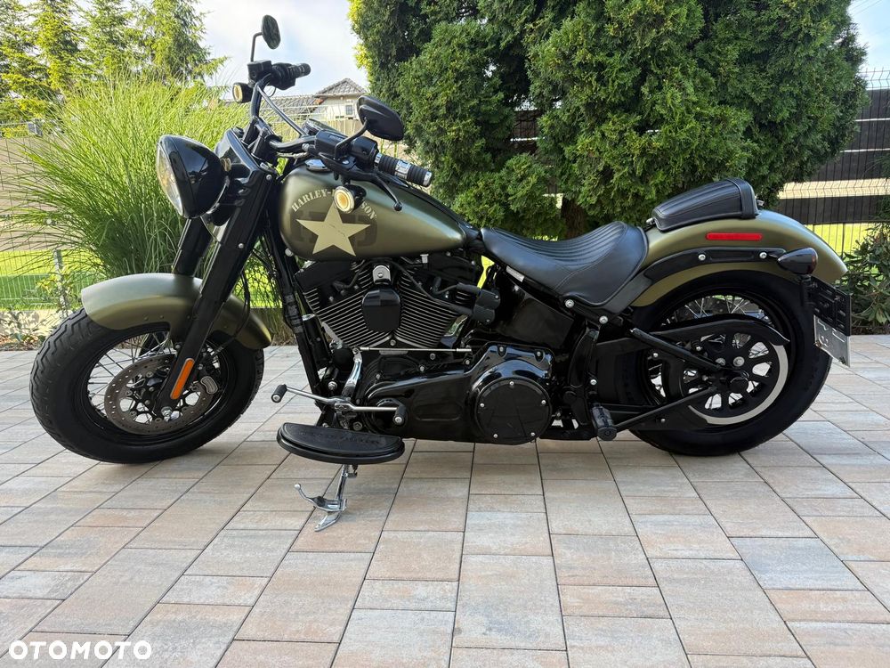 Harley-Davidson Softail Slim - 38