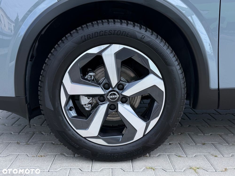 Nissan Qashqai 1.3 DIG-T DCT N-CONNECTA - 18