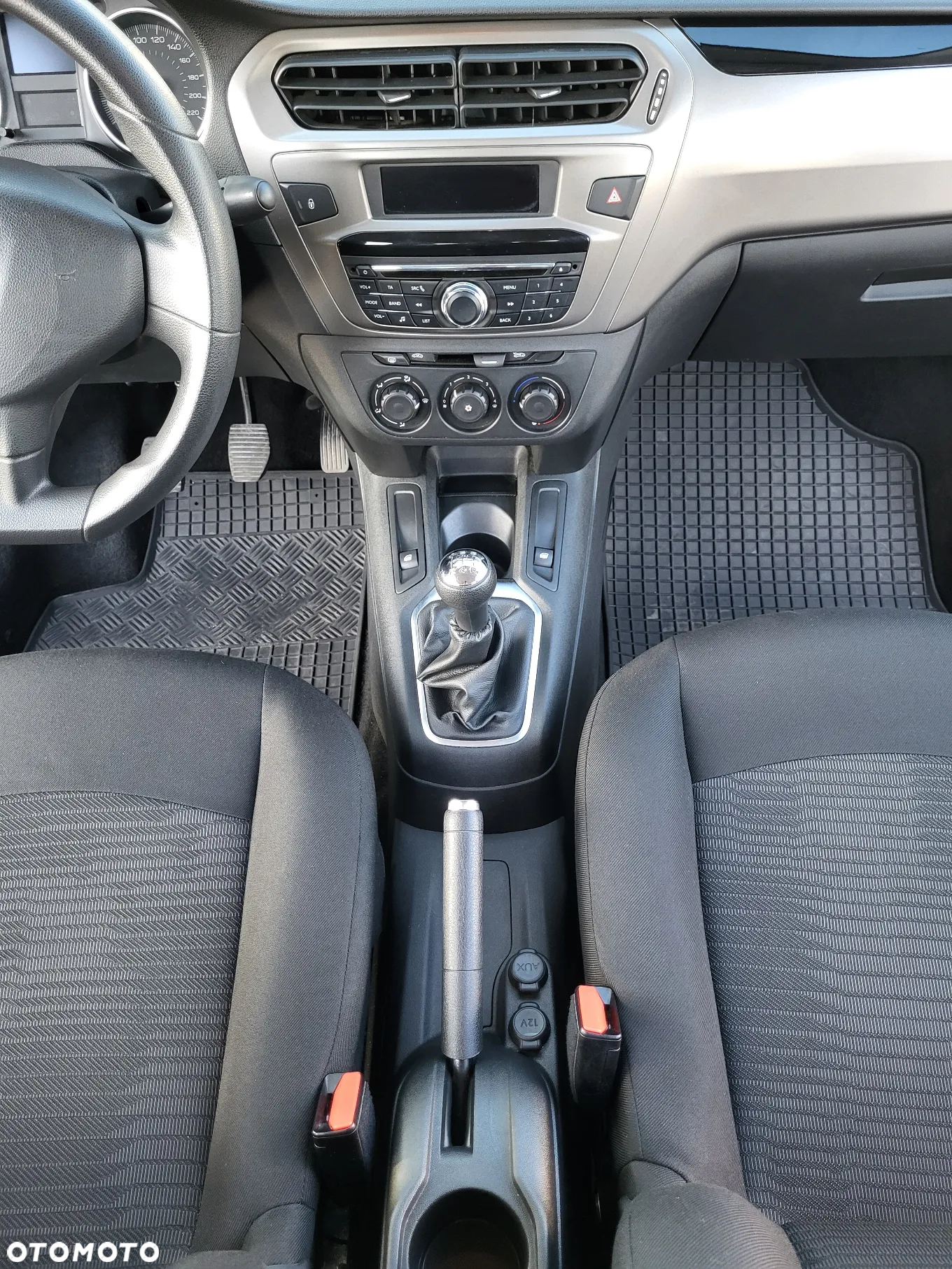 Peugeot 301 - 17