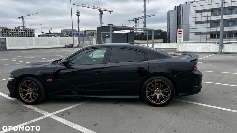 Dodge Charger 6.4 Scat Pack - 16