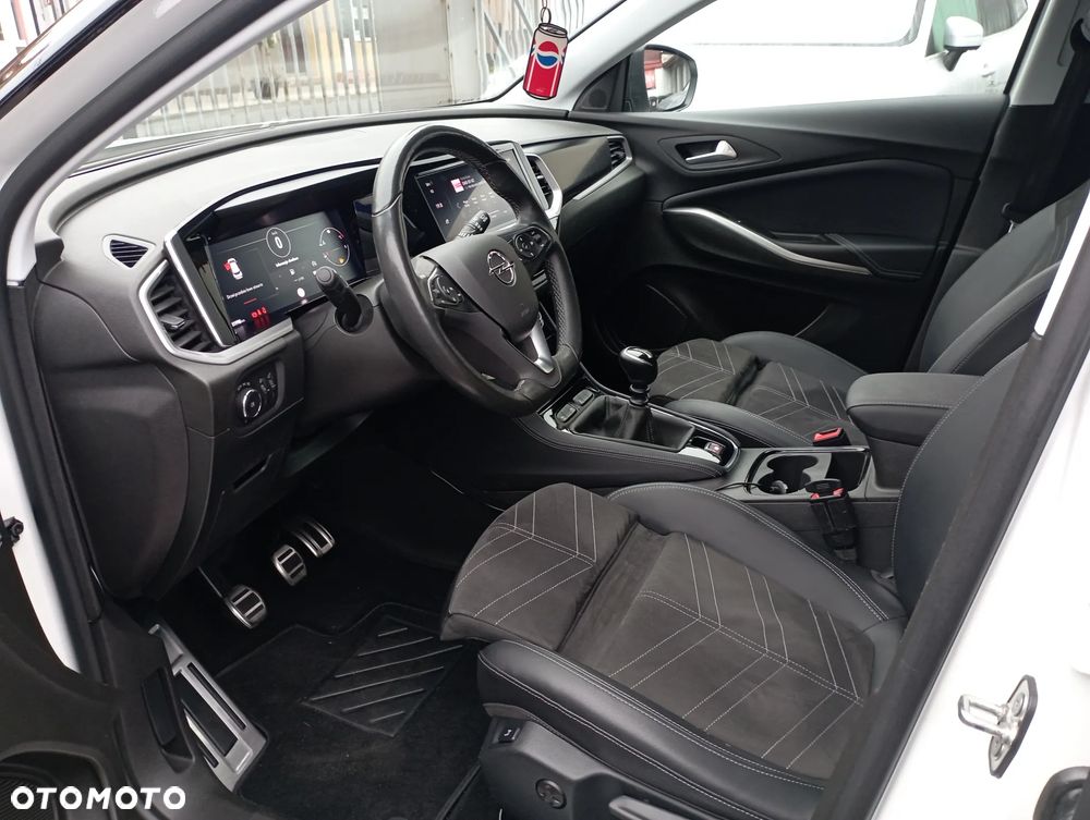 Opel Grandland 1.2 T GS Line S&S - 7