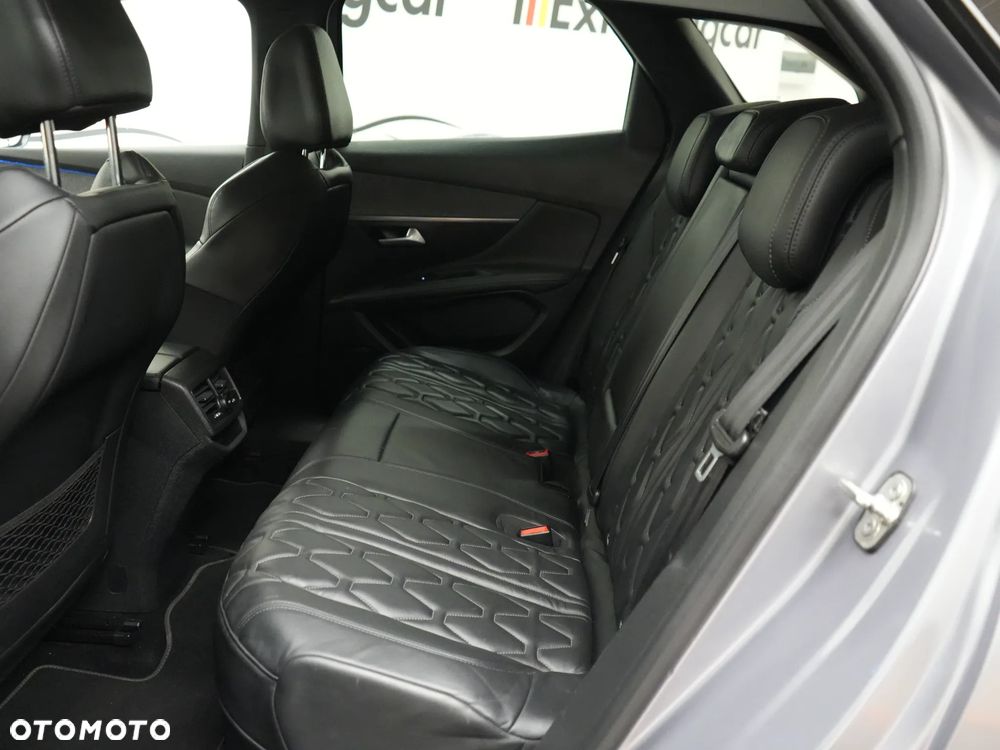 Peugeot 3008 225 e-EAT8 Allure - 30
