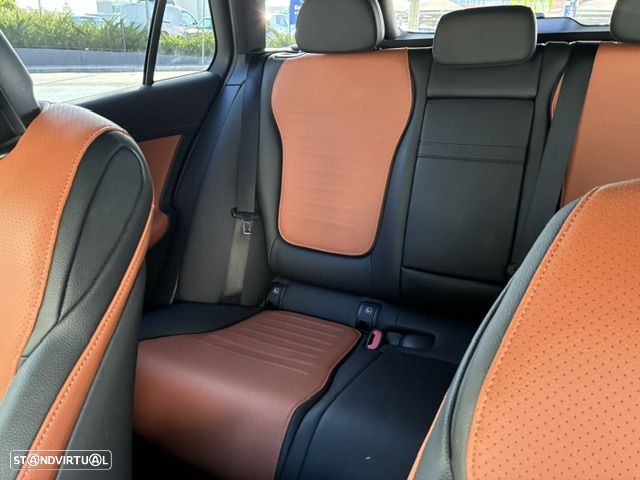 Mercedes-Benz C 300 d AMG Line - 16