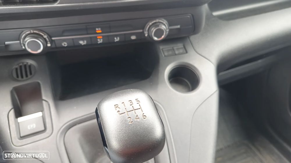 Toyota Proace 3 Lugares - 15