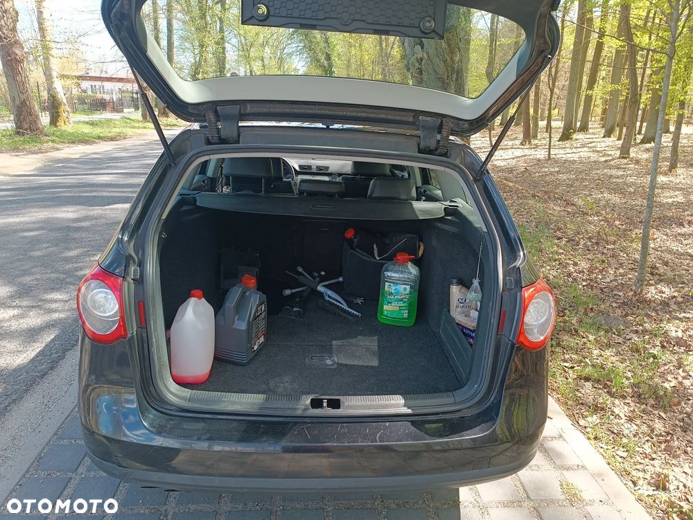 Volkswagen Passat Variant 2.0 TDI DPF Highline - 12