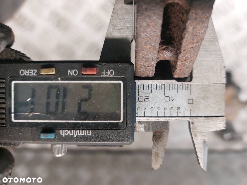 TARCZE HAMULCOWE PRZÓD + KLOCKI + ZACISKI SKODA OCTAVIA II LIFT 1.9 TDI - 6