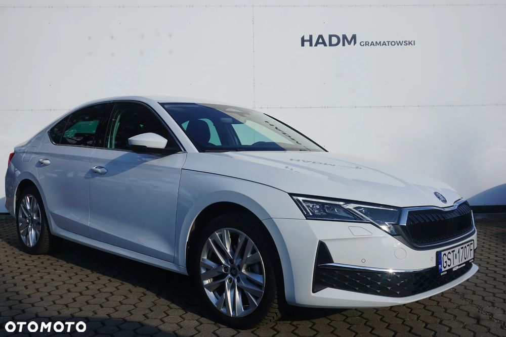 Skoda Octavia 2.0 TDI Edition 130 Selection DSG - 1