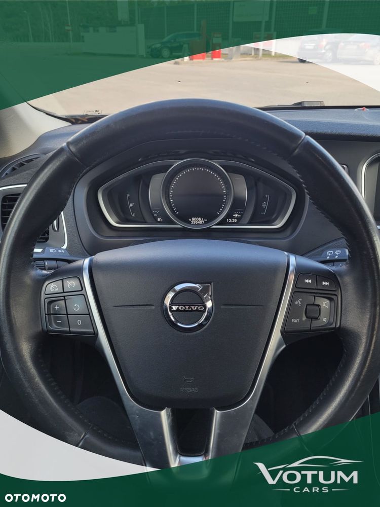 Volvo V40 D2 Ocean Race - 8