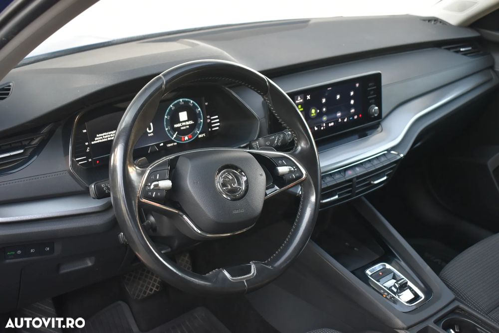 Skoda Octavia 2.0 TDI DSG Ambition - 14