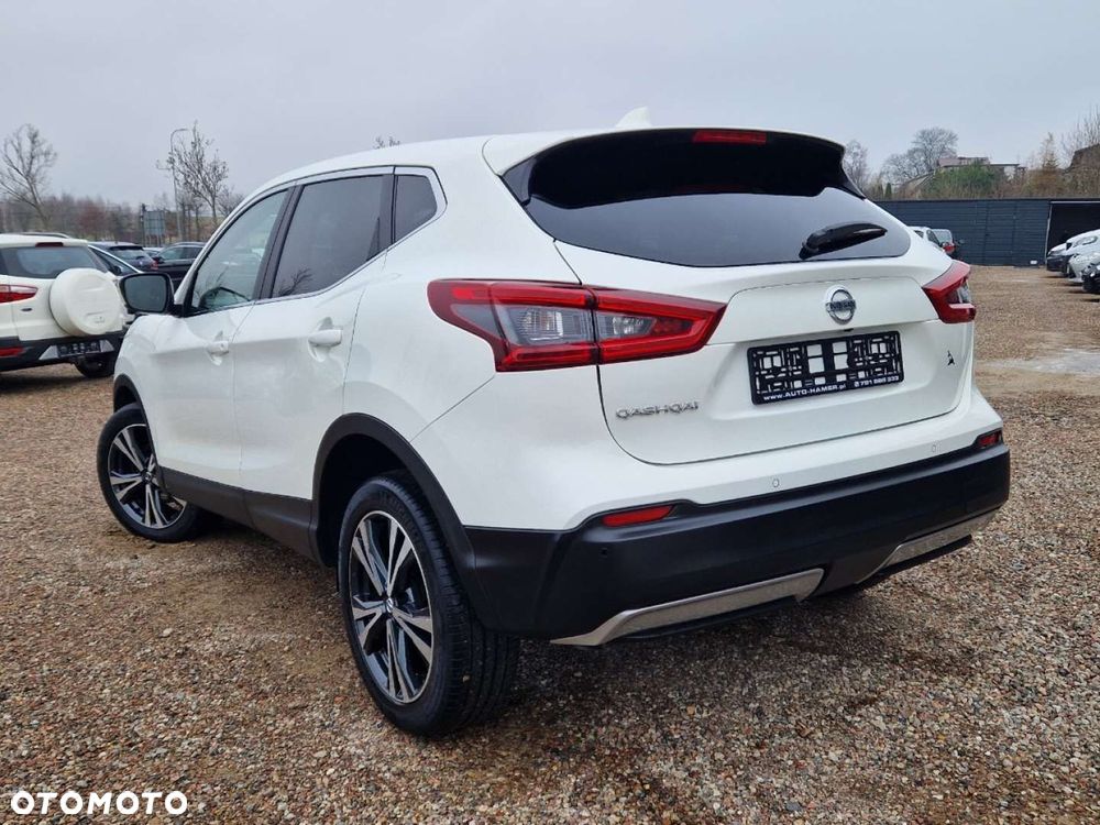 Nissan Qashqai 1.3 DIG-T N-Connecta - 29