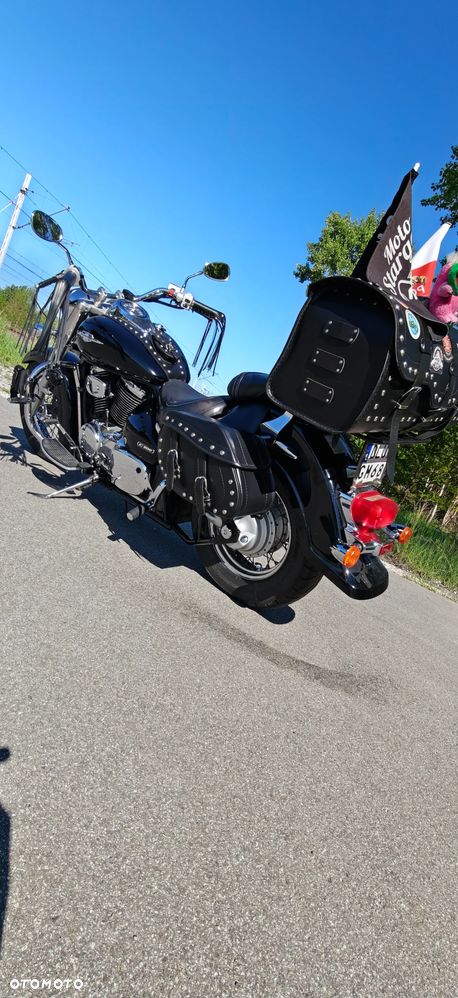 Suzuki Intruder - 7