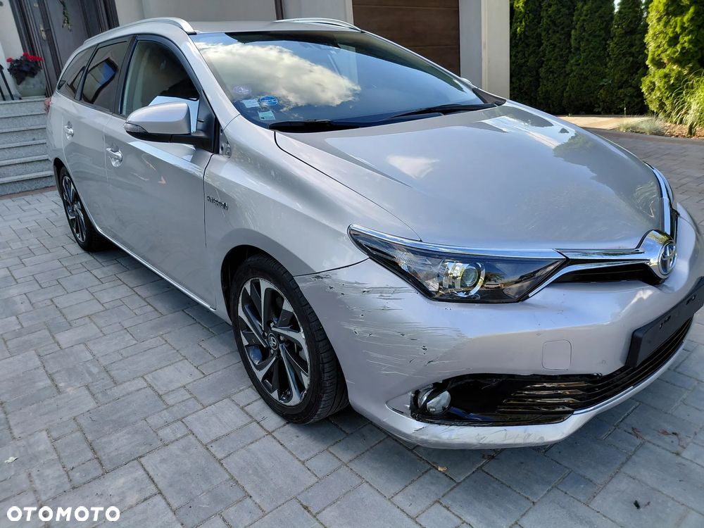 Toyota Auris 1.8 VVT-i Automatik Edition S+ - 2
