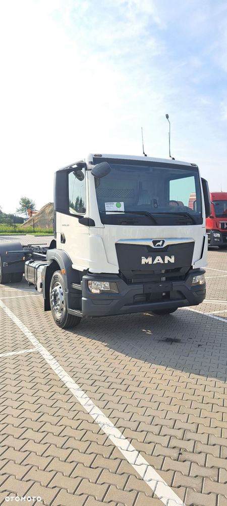 MAN TGM 26.320 6x2-4 / rama pod zabudowę / 0 km! / 2026 / oś skrętna_259189 - 2