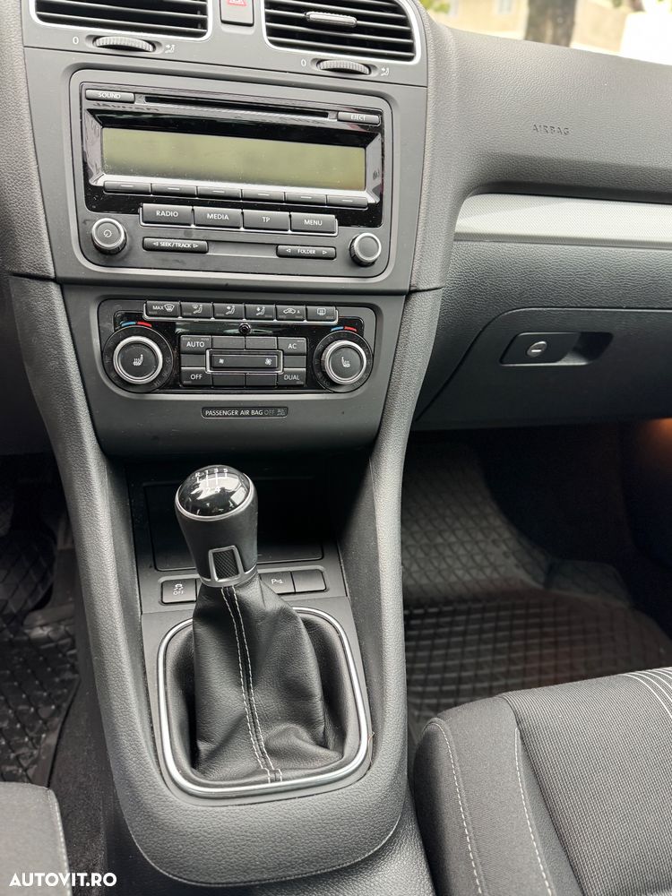 Volkswagen Golf 1.2 TSI MATCH - 9