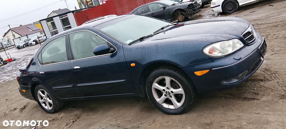 NISSAN MAXIMA 3.0 V6 200KM - 5