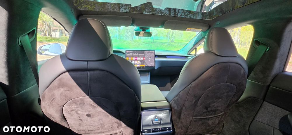 Tesla Model S Long Range AWD - 23