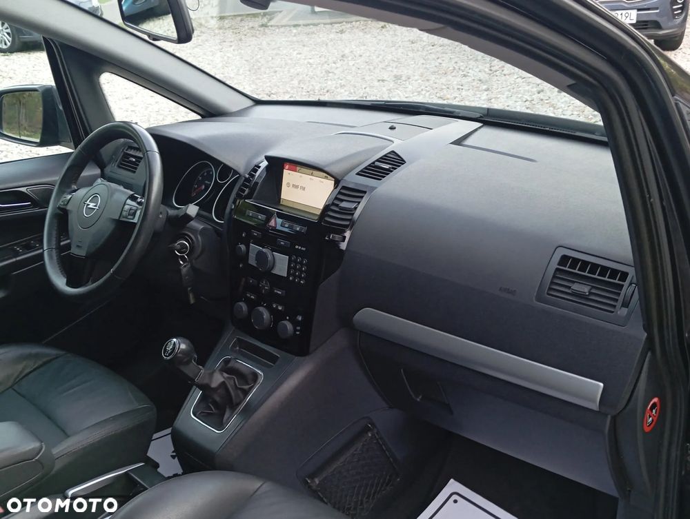 Opel Zafira 1.8 Design Edition - 20