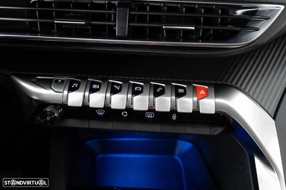 Peugeot 3008 1.6 Hybrid Allure e-EAT8 - 26