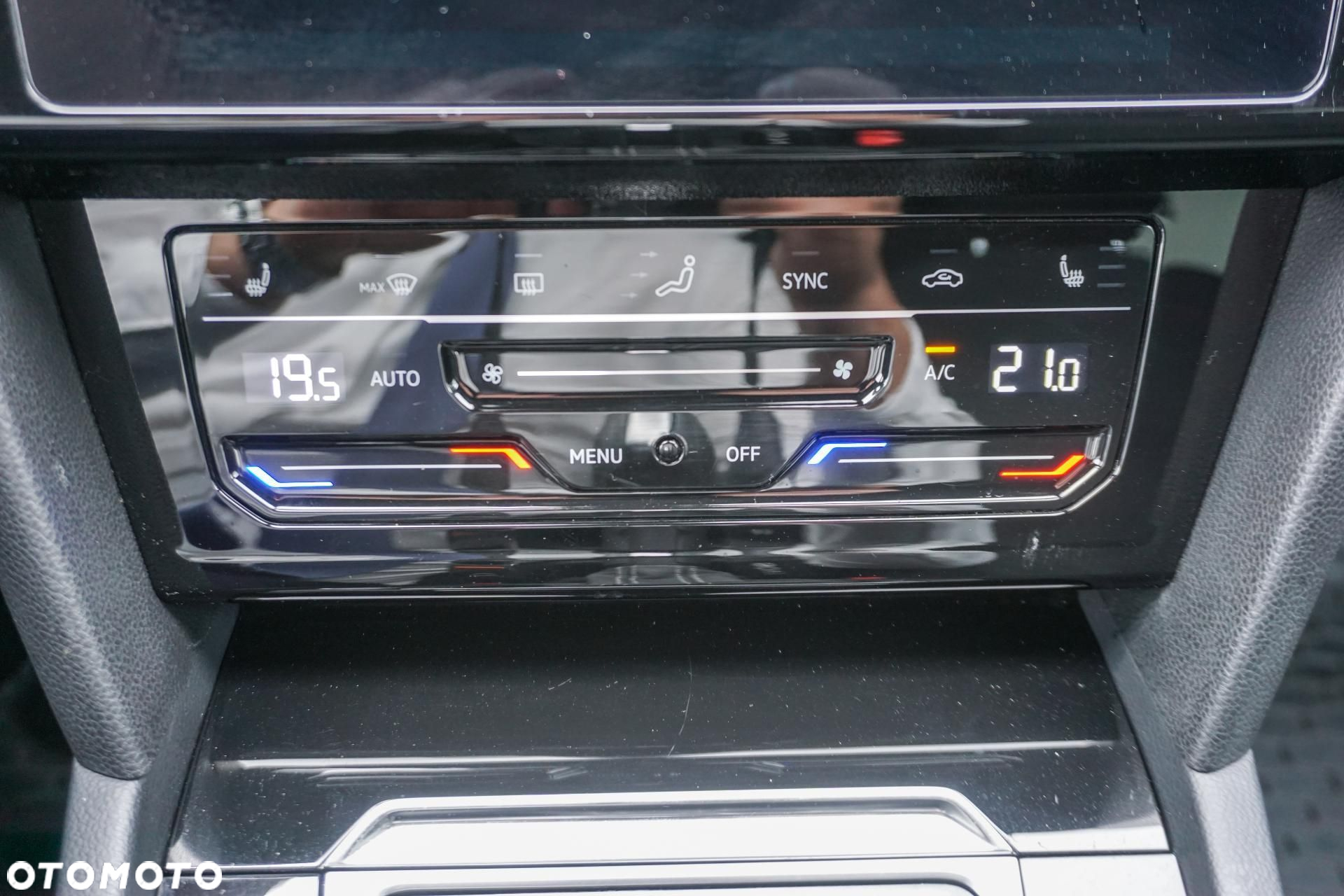 Volkswagen Arteon 2.0 TSI R-Line DSG - 27