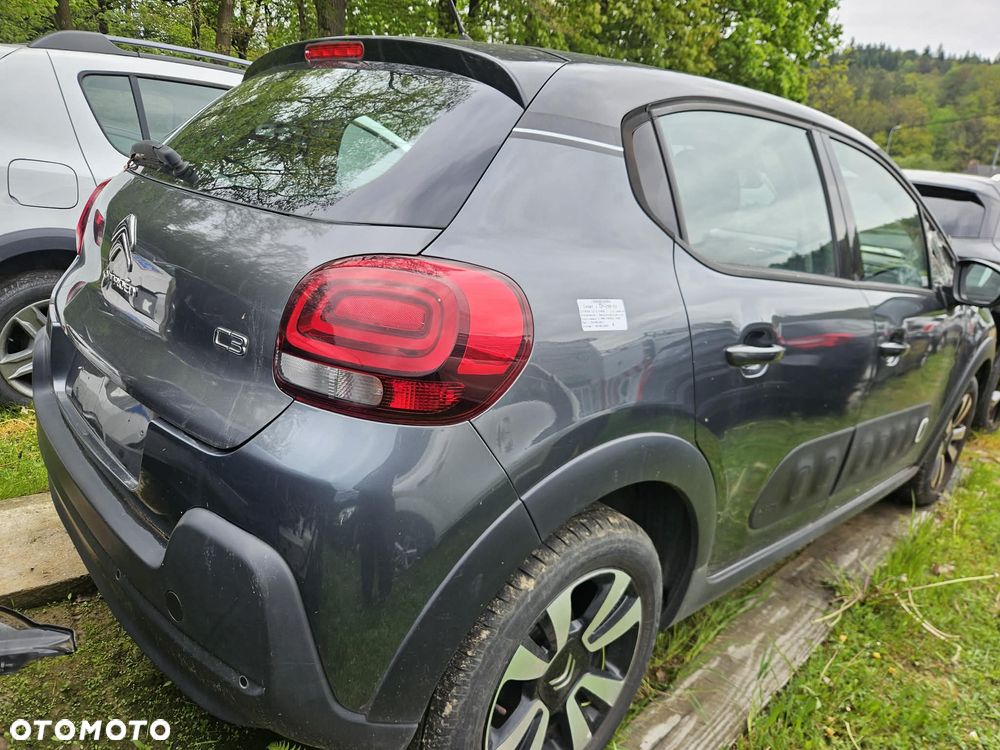 Citroën C3 Pure Tech 82 SHINE - 1