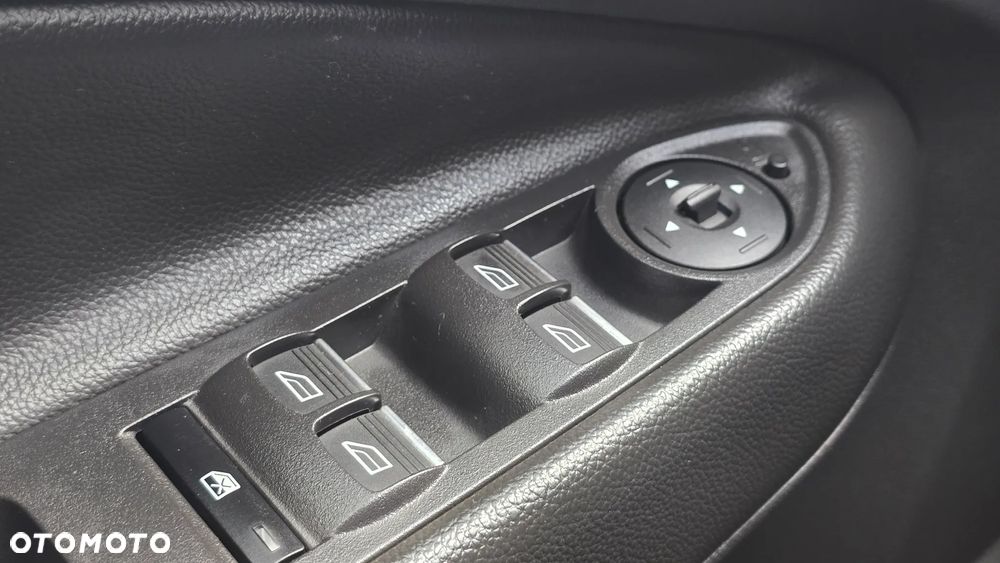 Ford Kuga 1.5 EcoBoost FWD ST-Line ASS - 37