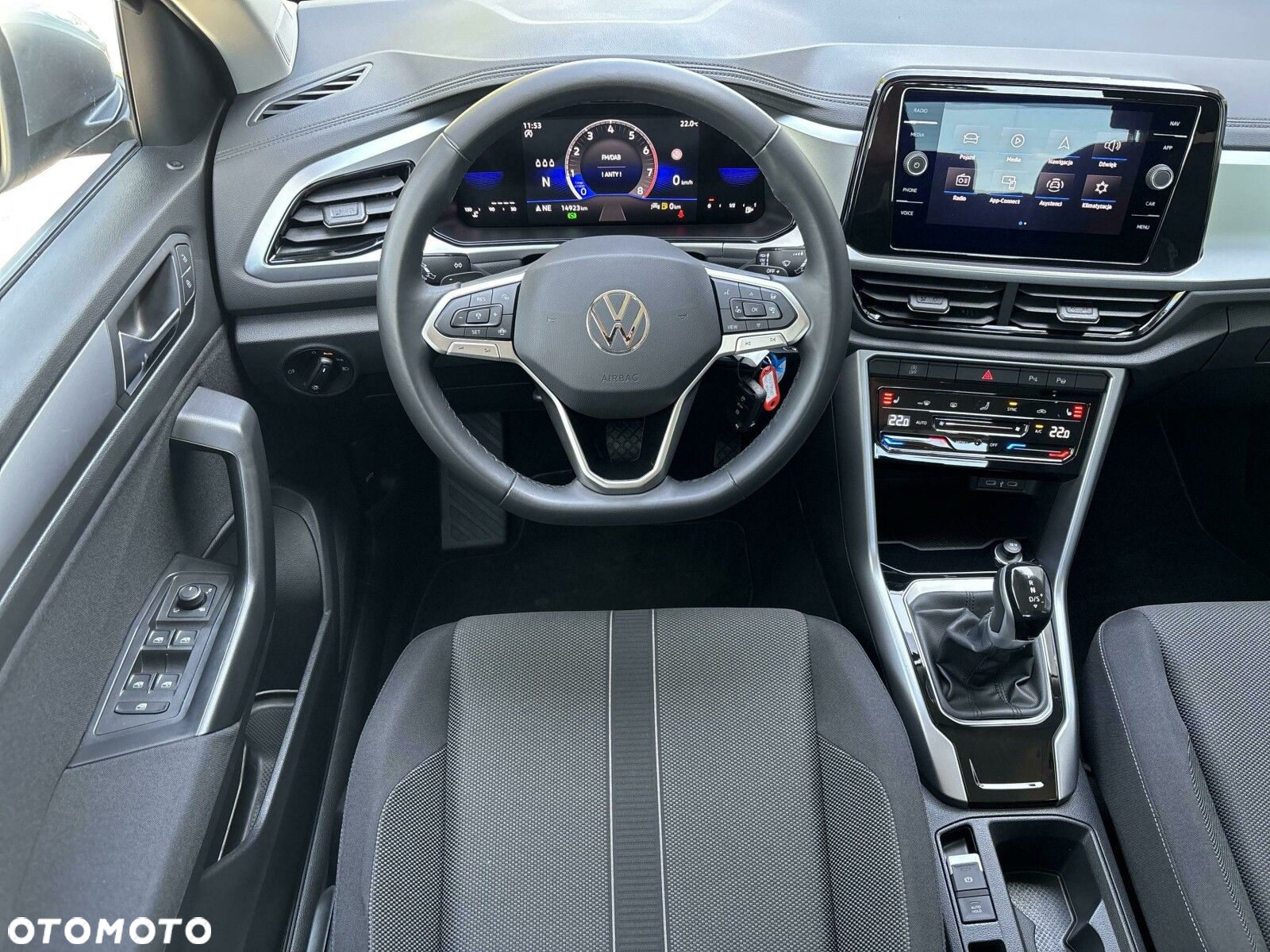 Volkswagen T-Roc - 9