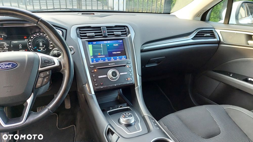Ford Mondeo 2.0 EcoBlue Titanium - 24