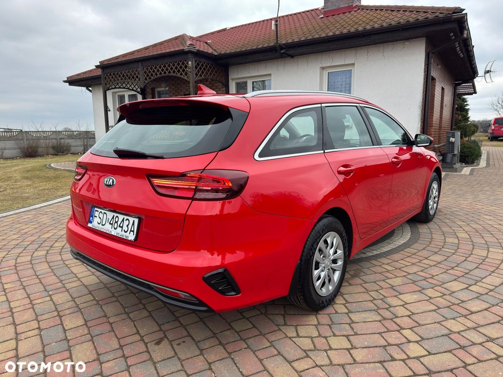 Kia Ceed - 14