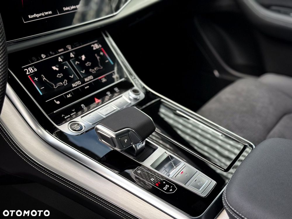Audi Q8 - 21