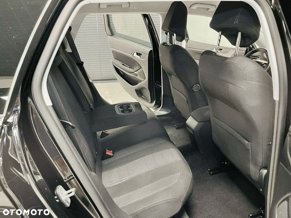 Peugeot 308 - 30