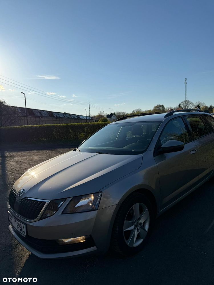 Skoda Octavia 1.6 TDI Ambition - 4