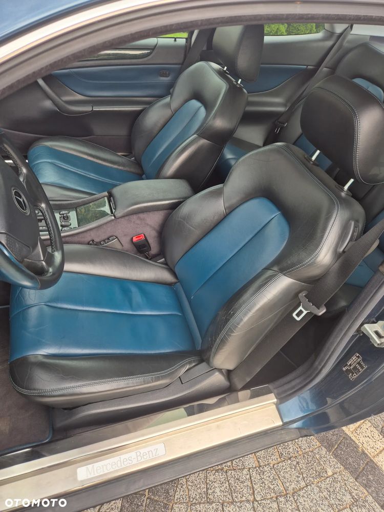 Mercedes-Benz CLK 320 - 32