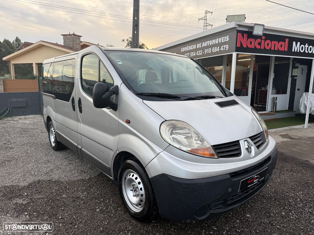 Renault Trafic 2007 photo 2