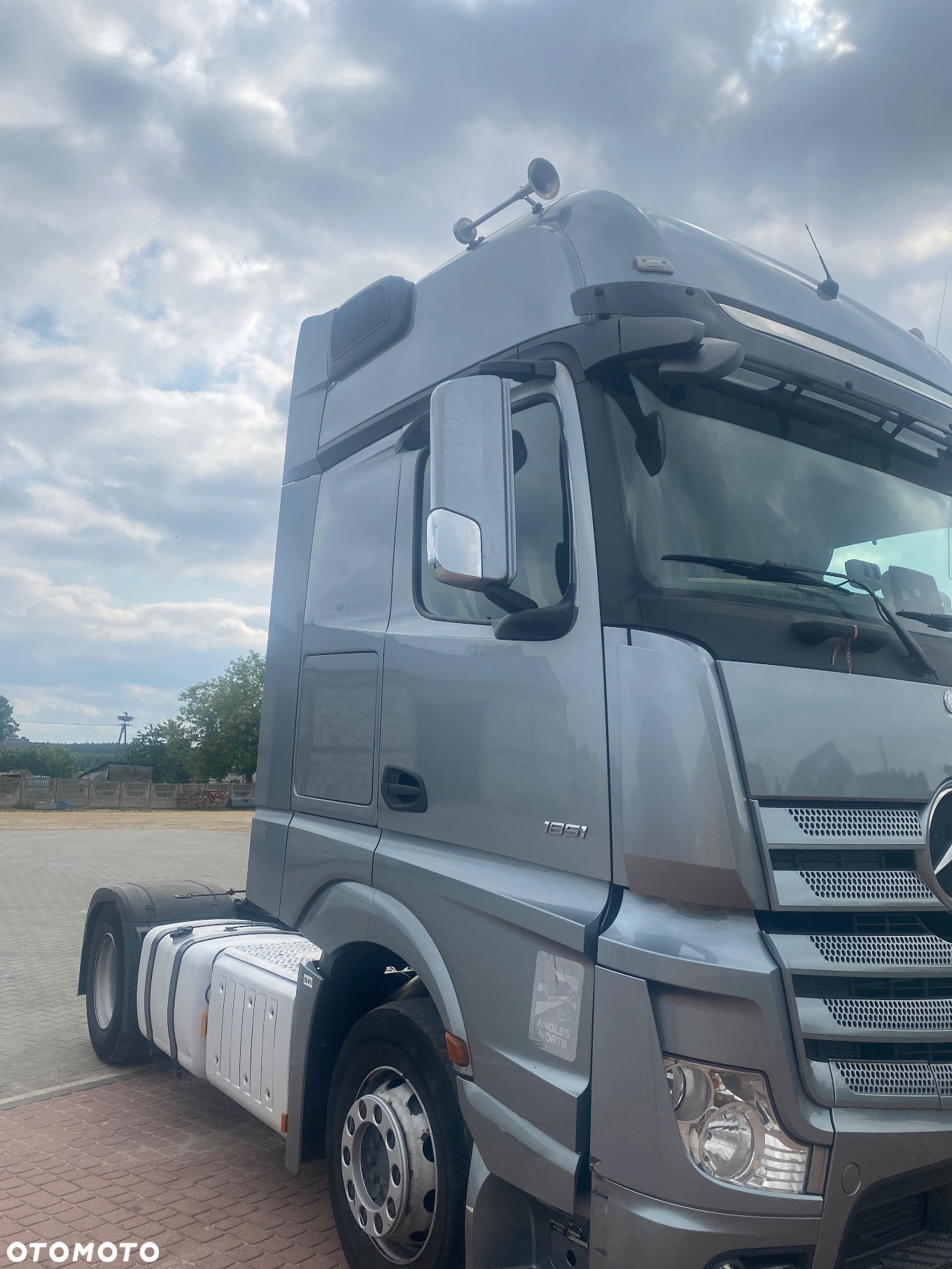 Mercedes-Benz Actros - 2
