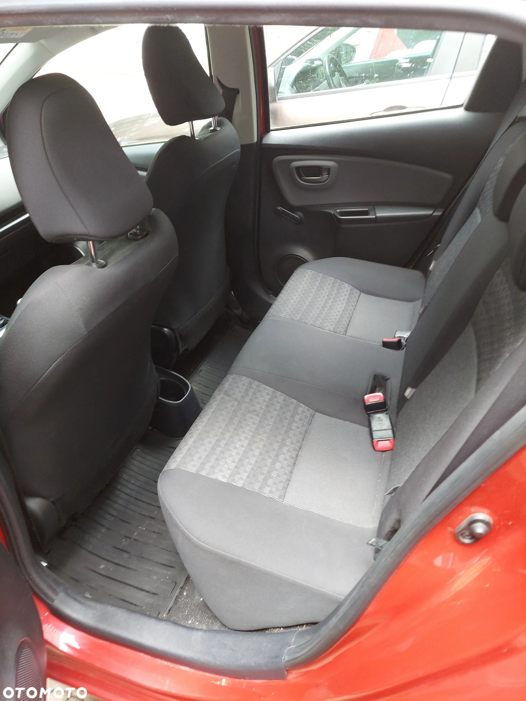 Toyota Yaris 1.0 Active - 19