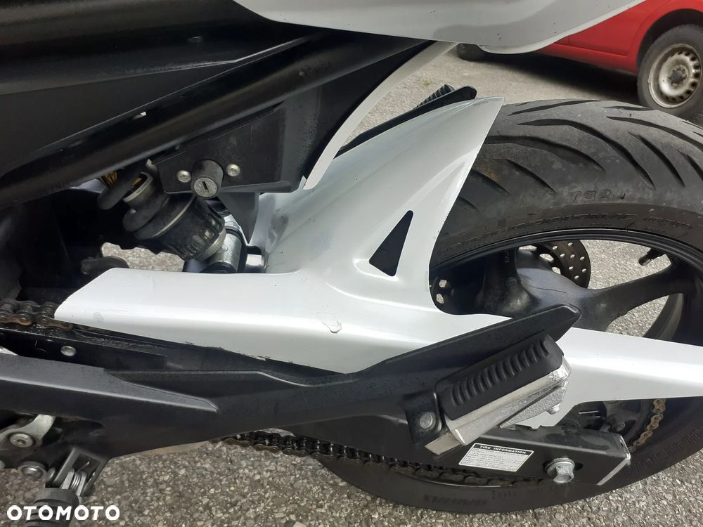 Yamaha XJ - 24