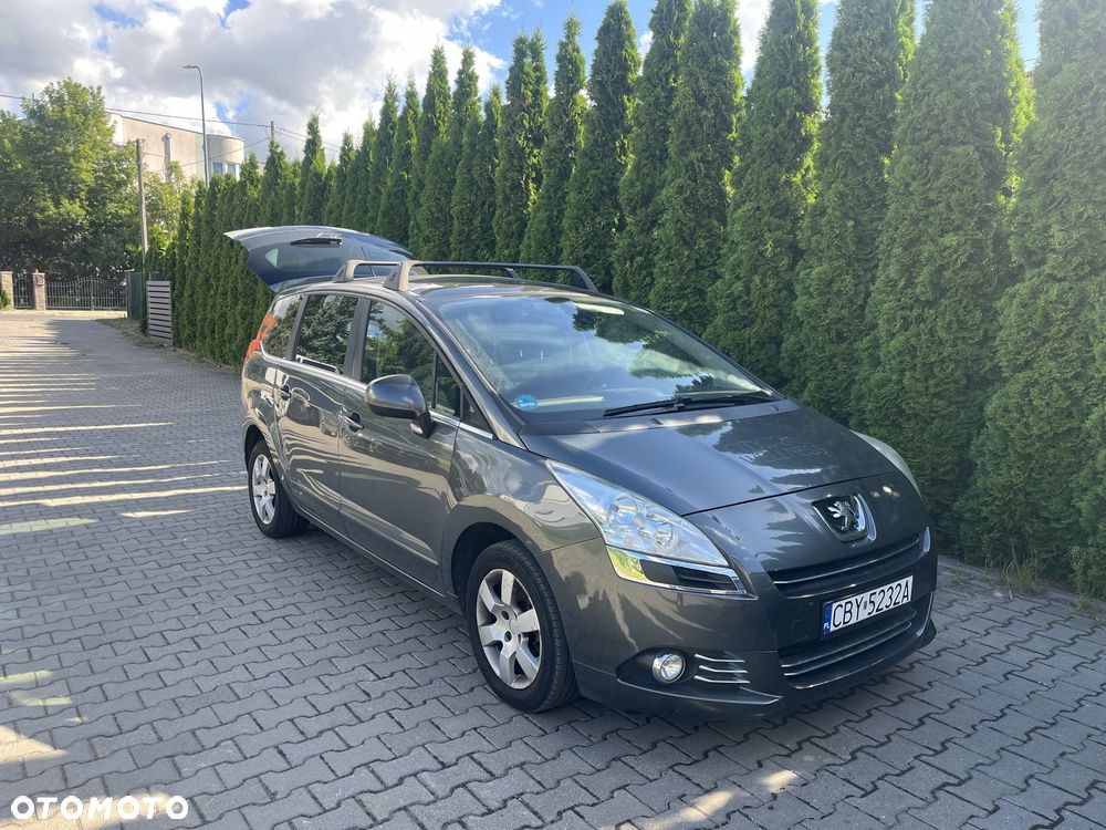Peugeot 5008 - 1