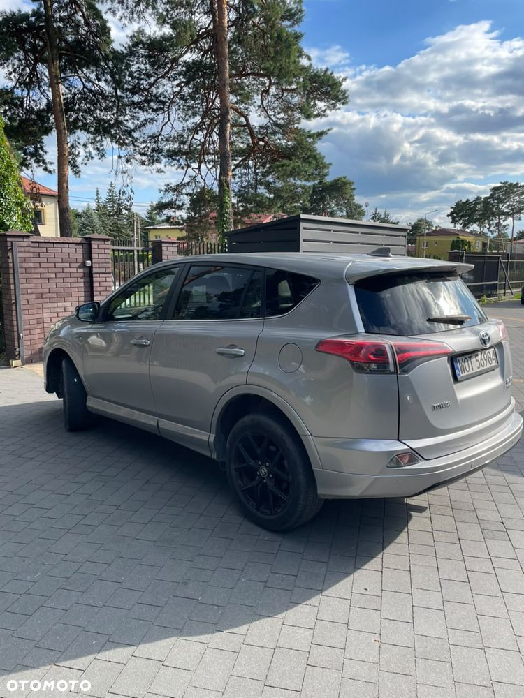 Toyota RAV4 Hybrid Selection 4x2 - 5
