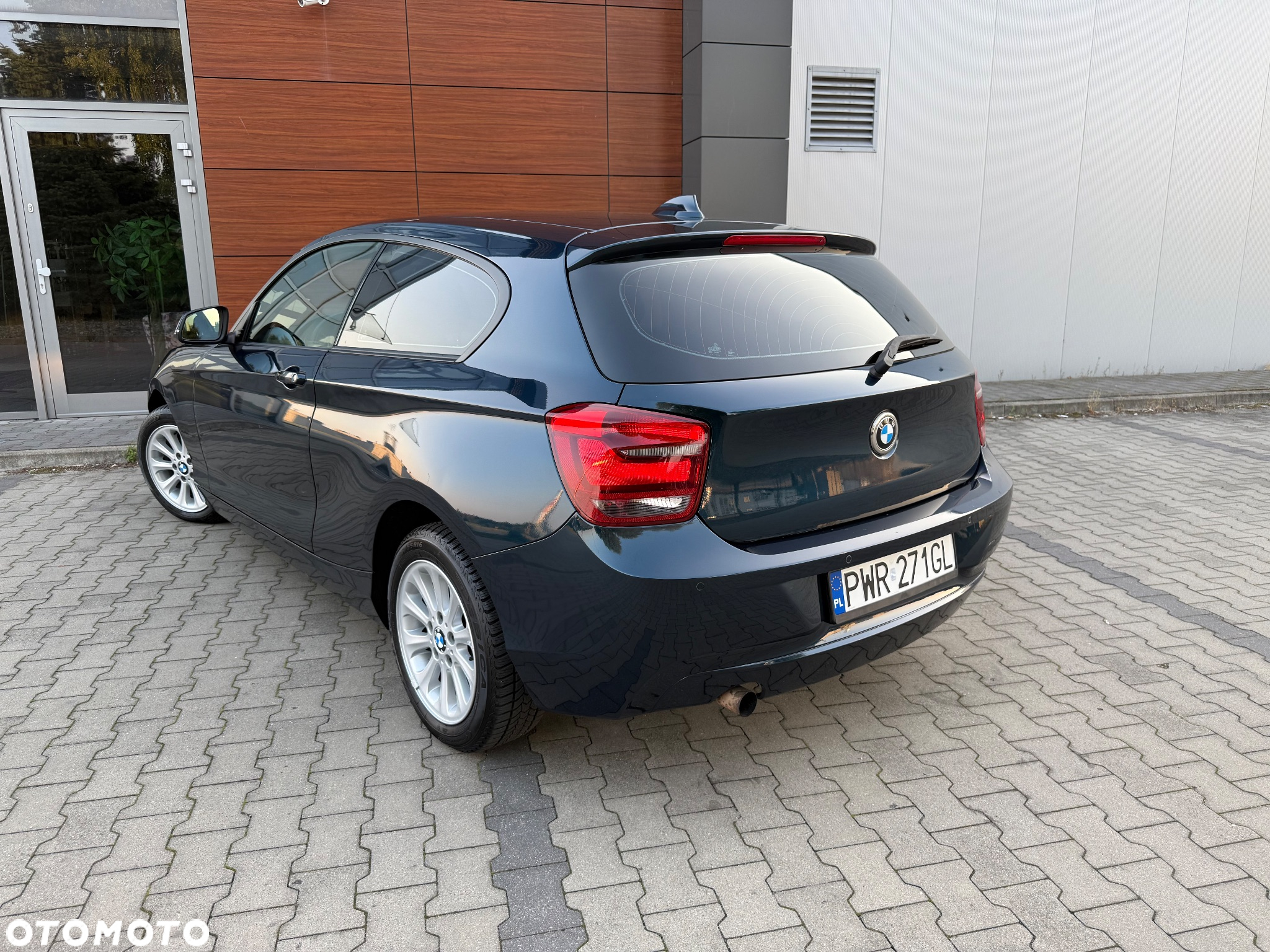 BMW Seria 1 114i - 8