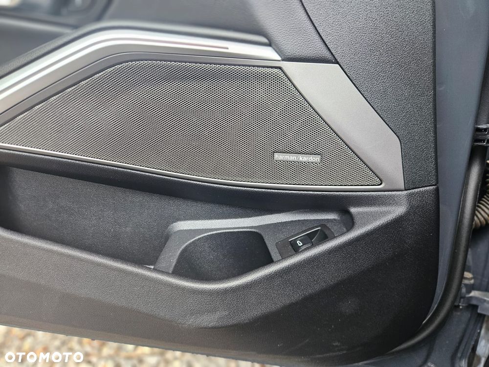 BMW Seria 3 330i xDrive M Sport sport - 13