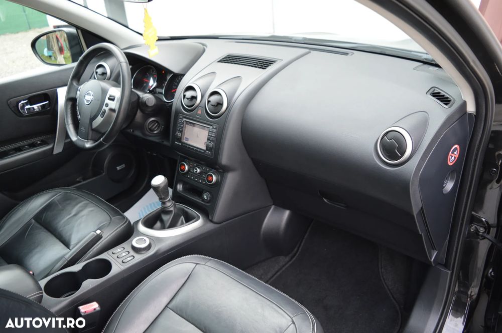 Nissan Qashqai 2.0 4 x 4 tekna - 31