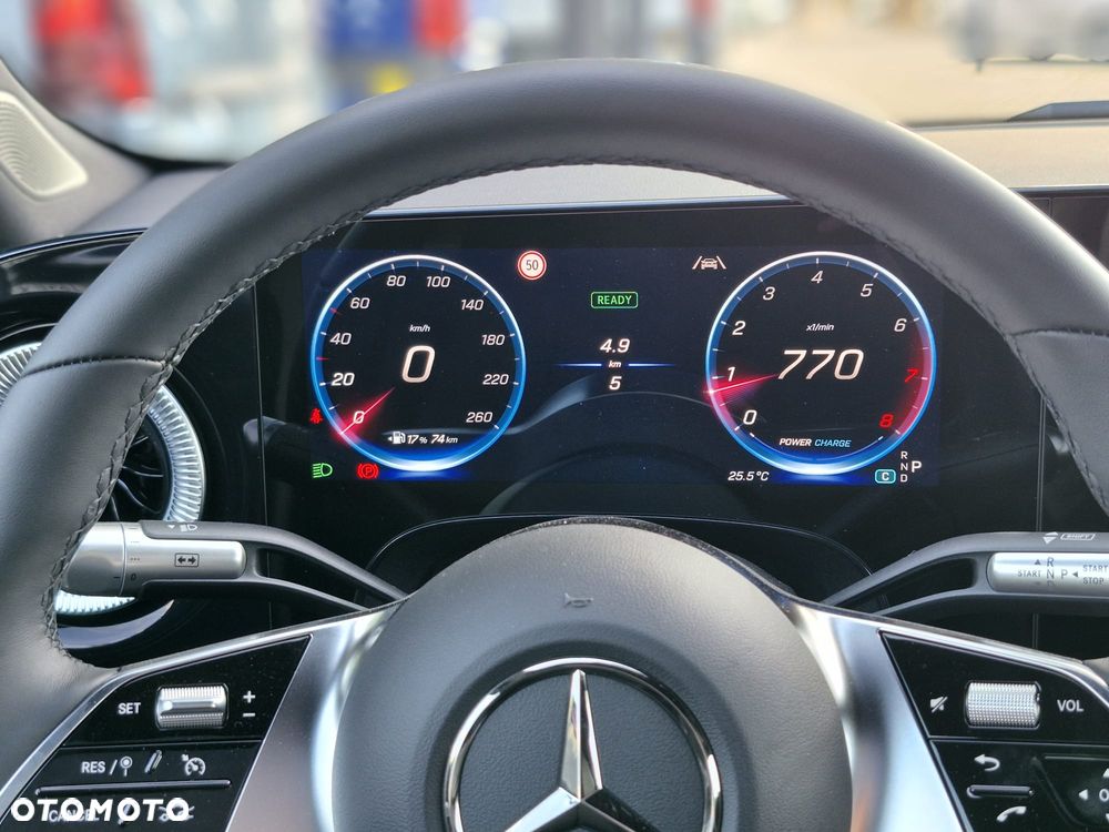 Mercedes-Benz CLA 200 mHEV 8G-DCT - 23