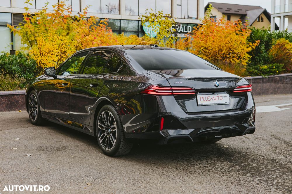 BMW Seria 5 520d xDrive AT MHEV - 6