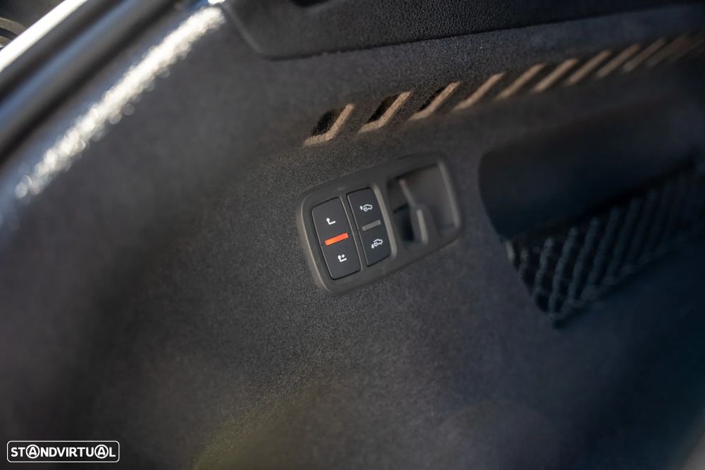 Audi SQ8 S TFSI quattro tiptronic - 37