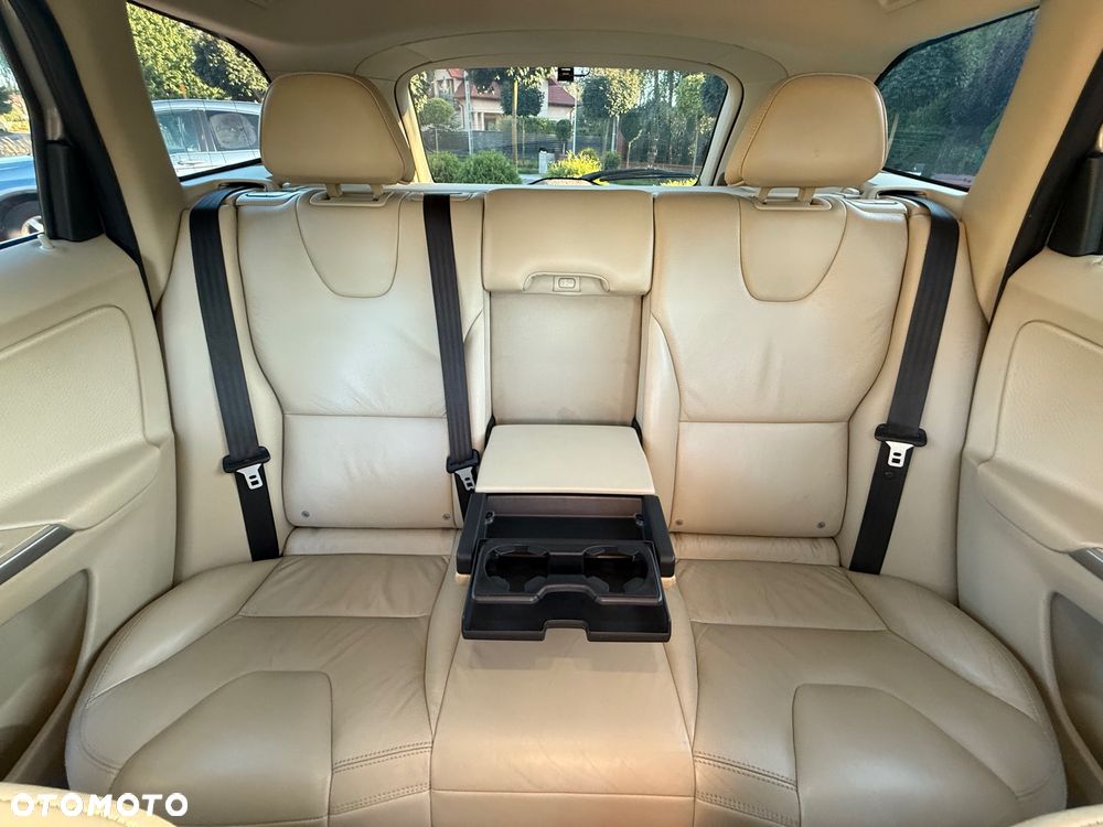 Volvo XC 60 - 20