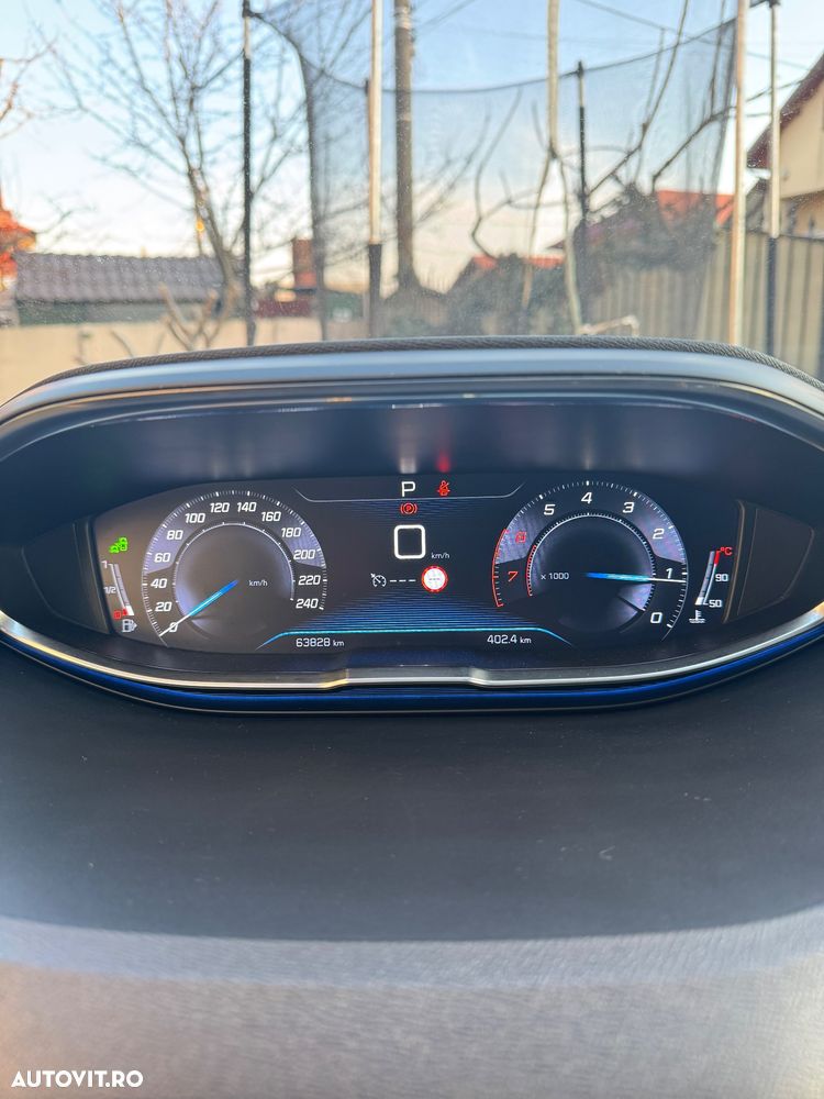 Peugeot 3008 PureTech 130 Stop & Start GPF EAT8 Allure - 14