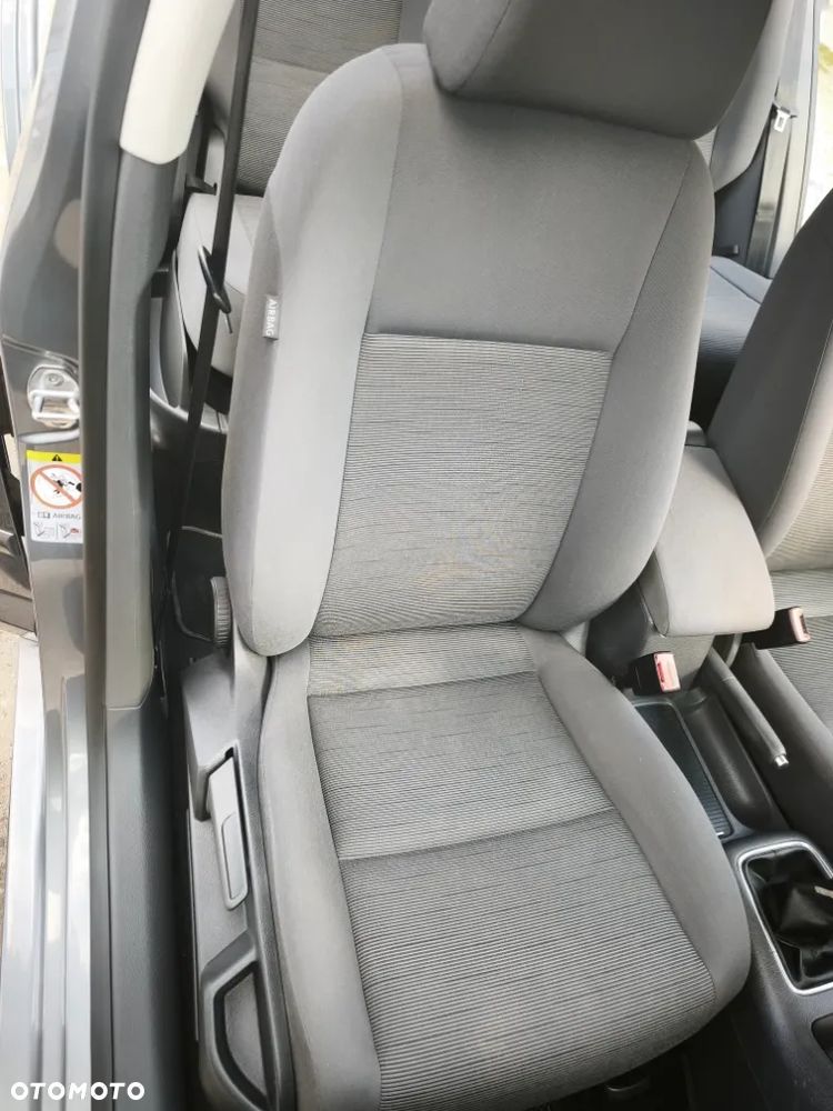 Volkswagen Golf Plus 1.9 TDI DPF Edition - 12