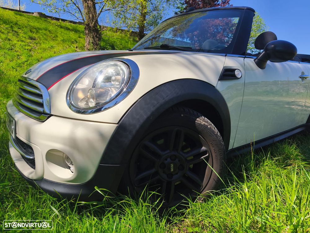 MINI Cabrio Cooper D - 8