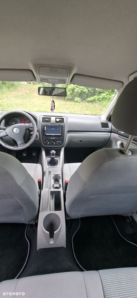 Volkswagen Jetta 1.9 TDI Comfortline - 8