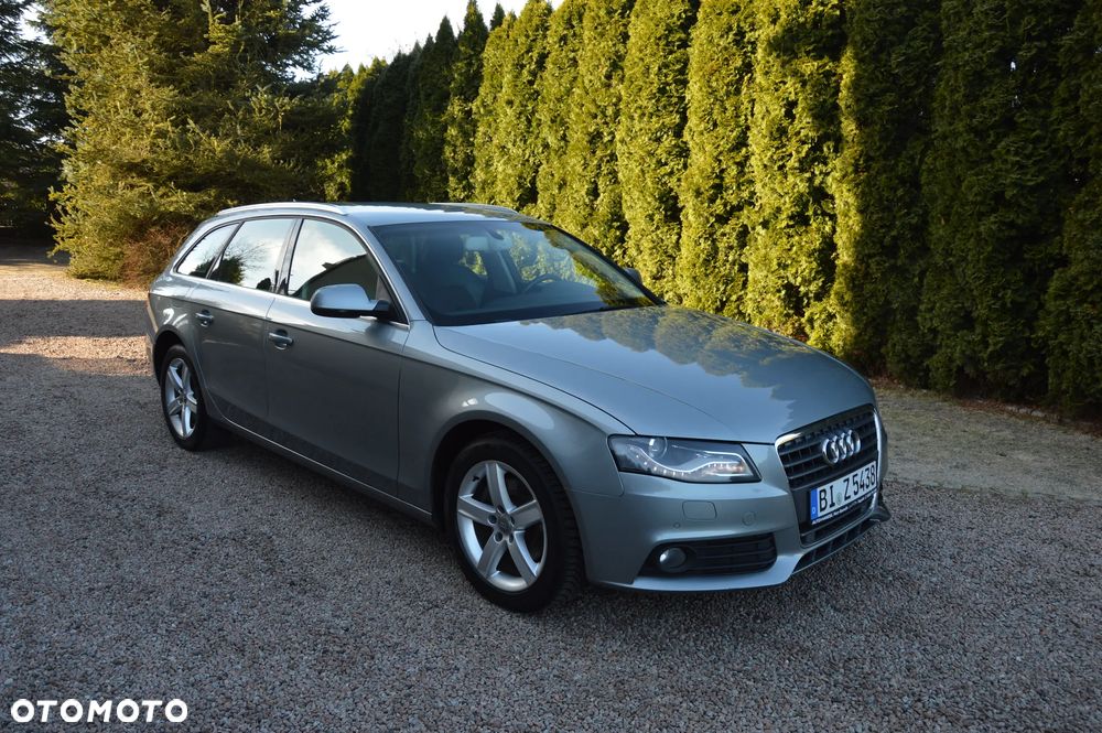 Audi A4 Avant - 10
